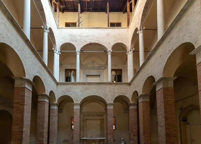 Centro Teatro Pergolesi * Iesi